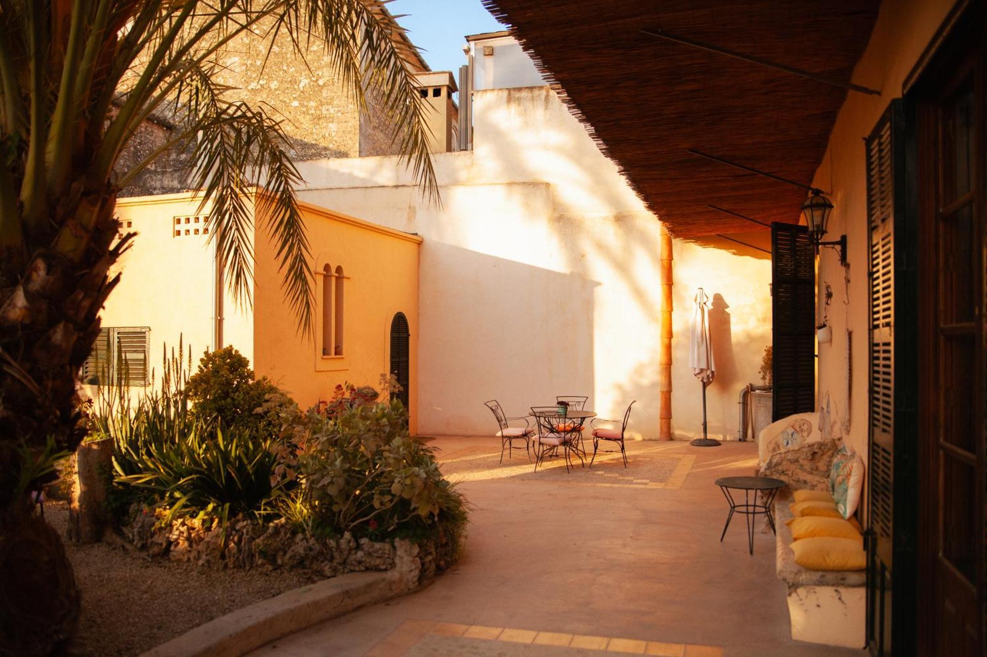Affittacamere Casa Mona Turismo De Interior Llubí Esterno foto
