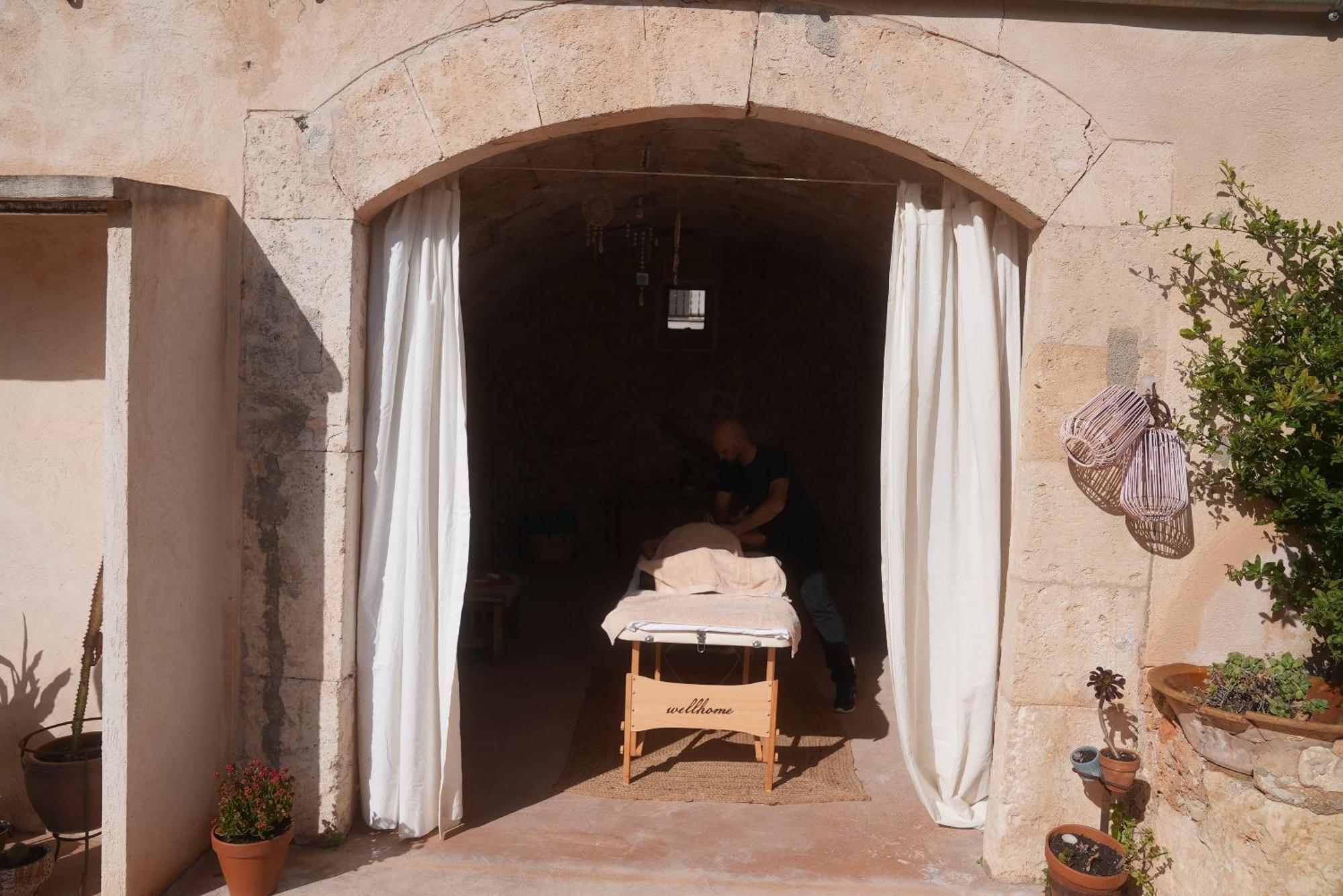 Affittacamere Casa Mona Turismo De Interior Llubí Esterno foto